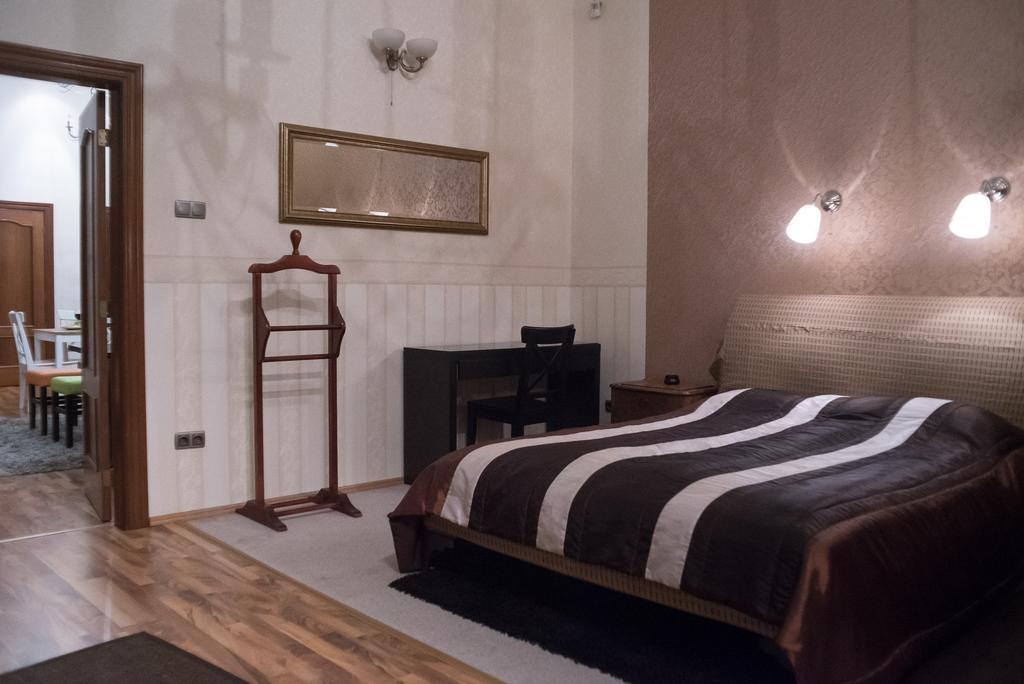 Inviting Flat In The Heart Of Town Apartment บูดาเปสต์ ภายนอก รูปภาพ