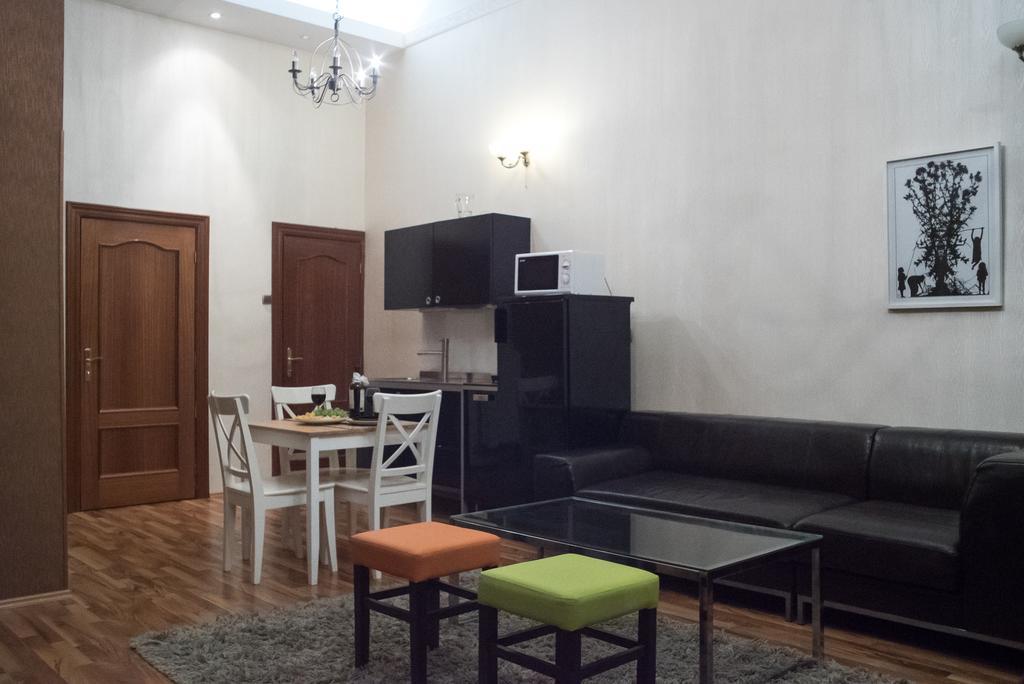 Inviting Flat In The Heart Of Town Apartment บูดาเปสต์ ภายนอก รูปภาพ