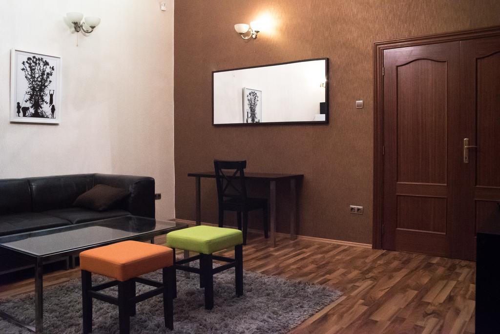 Inviting Flat In The Heart Of Town Apartment บูดาเปสต์ ภายนอก รูปภาพ