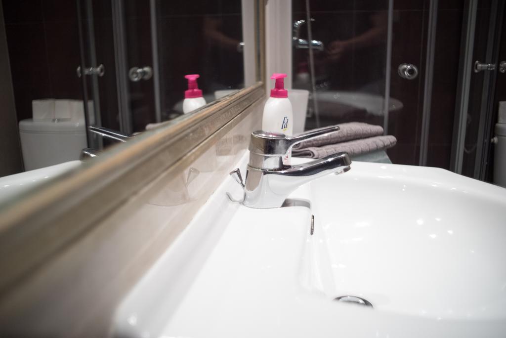 Inviting Flat In The Heart Of Town Apartment บูดาเปสต์ ภายนอก รูปภาพ